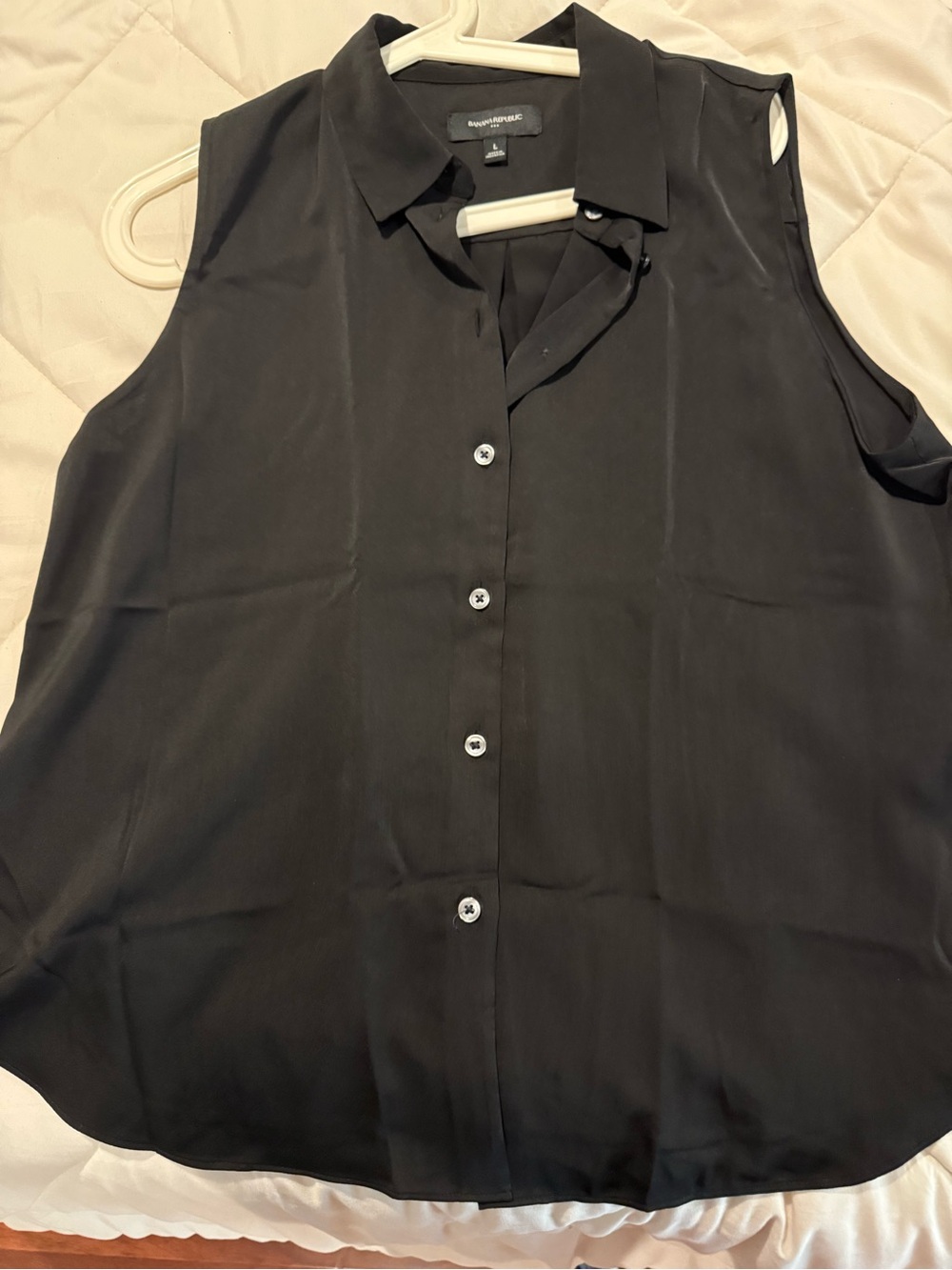 Brand new never worn Banana Republic Black Satin-Look Button Front Blouse - Picture 2 of 2